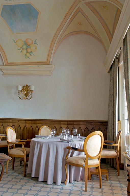 Hostellerie Jerome Ла-Тюрбі Екстер'єр фото